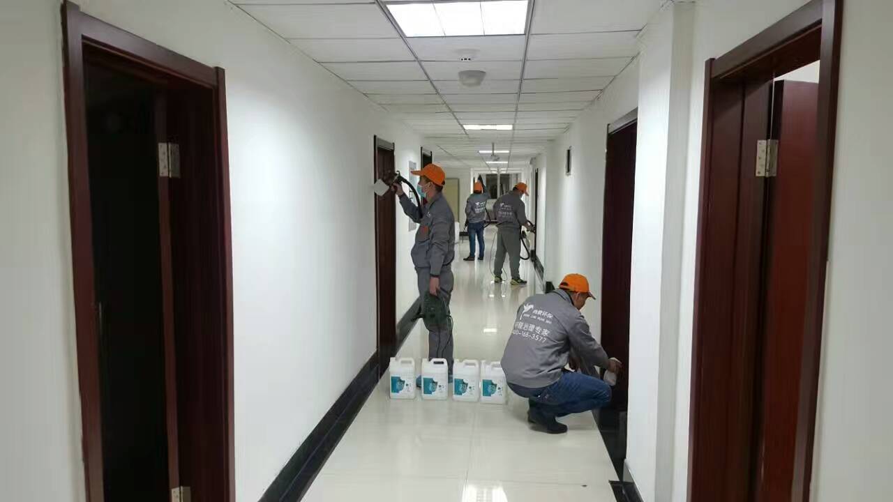 中國郵政儲(chǔ)蓄銀行過道墻面施工 中國郵政儲(chǔ)蓄銀行過道墻面施工