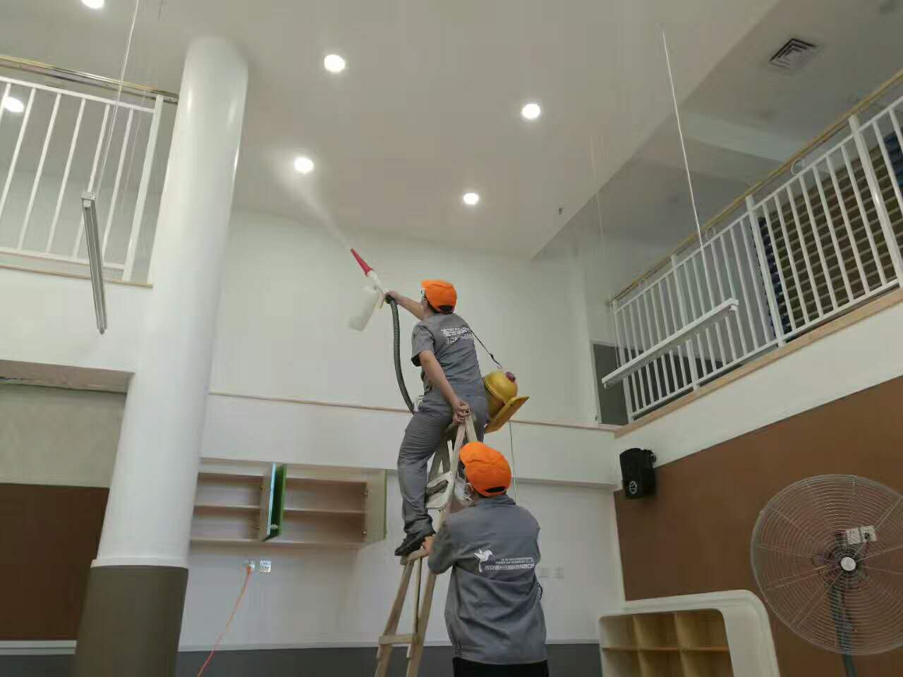 大廳頂面全方位施工 大廳頂面全方位施工