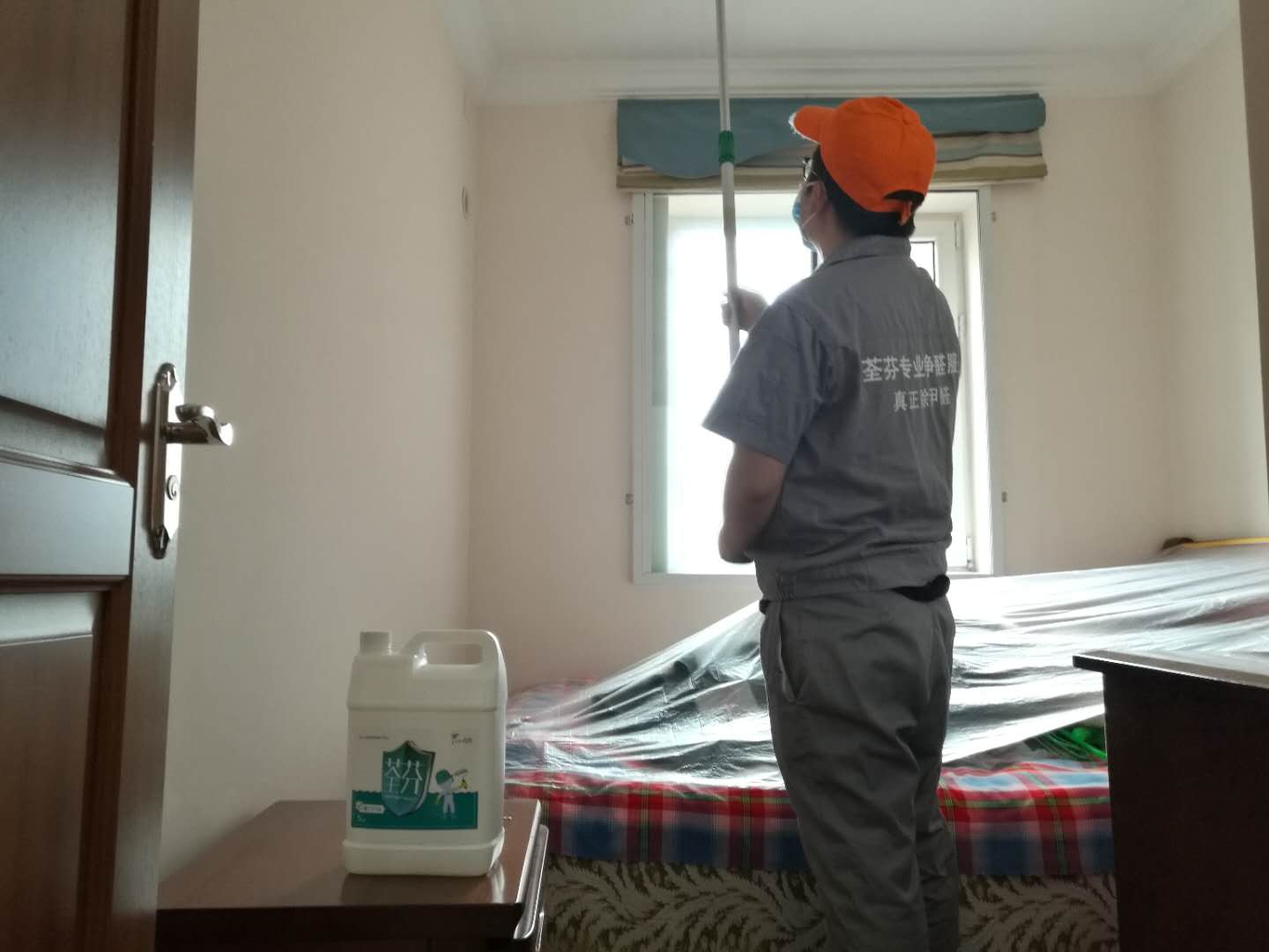 臥室頂面滾筒全方位施工 臥室頂面滾筒全方位施工