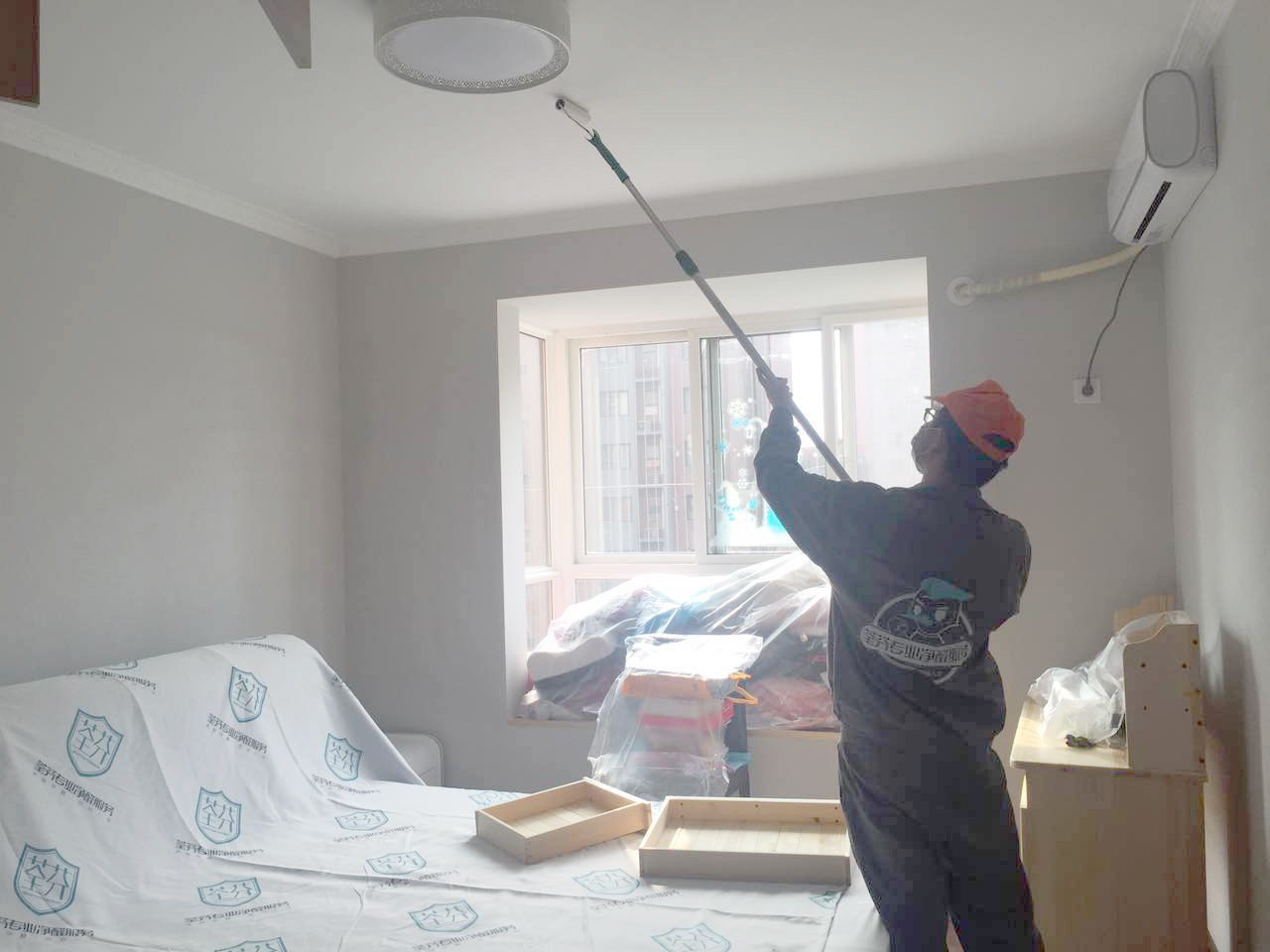 臥室頂面滾筒全方位施工 臥室頂面滾筒全方位施工