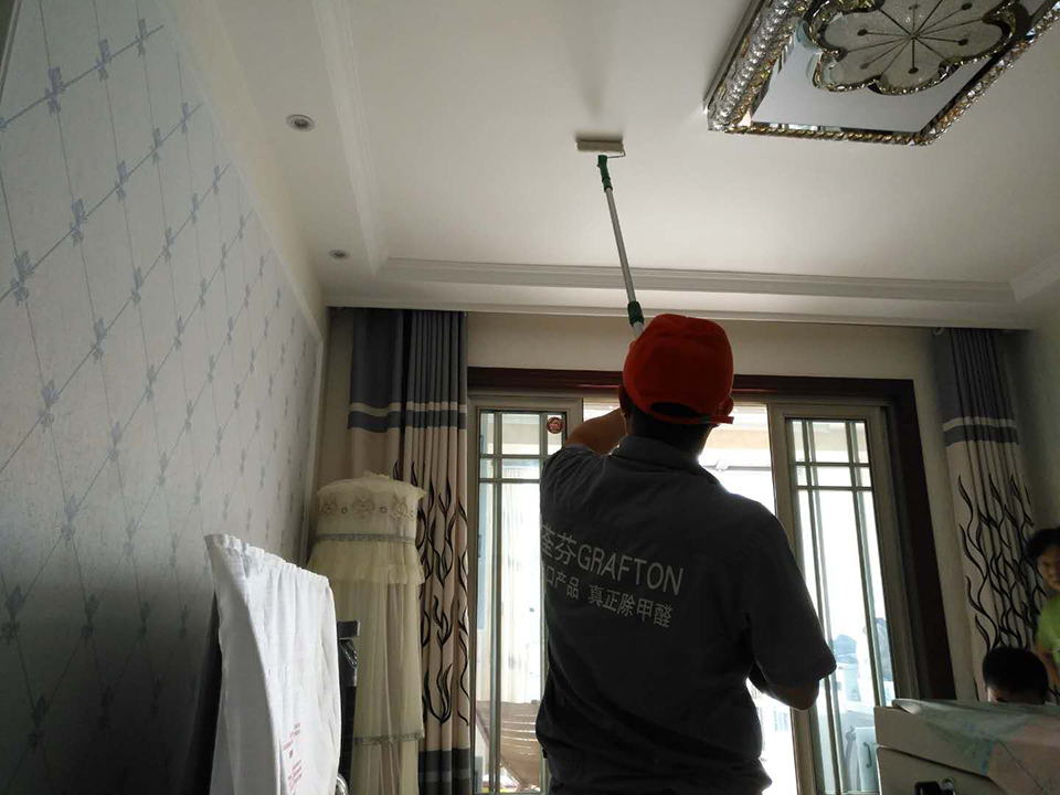 客廳頂面滾筒全方位治理 客廳頂面滾筒全方位治理