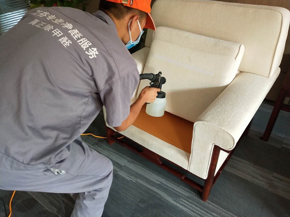 沙發床墊全方位噴涂施工 沙發床墊全方位噴涂施工