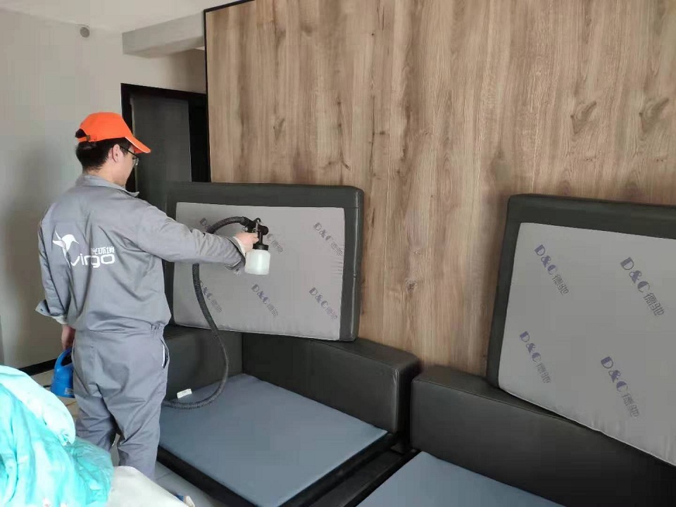 室內客餐廳沙發(fā)床墊全方位噴涂治理