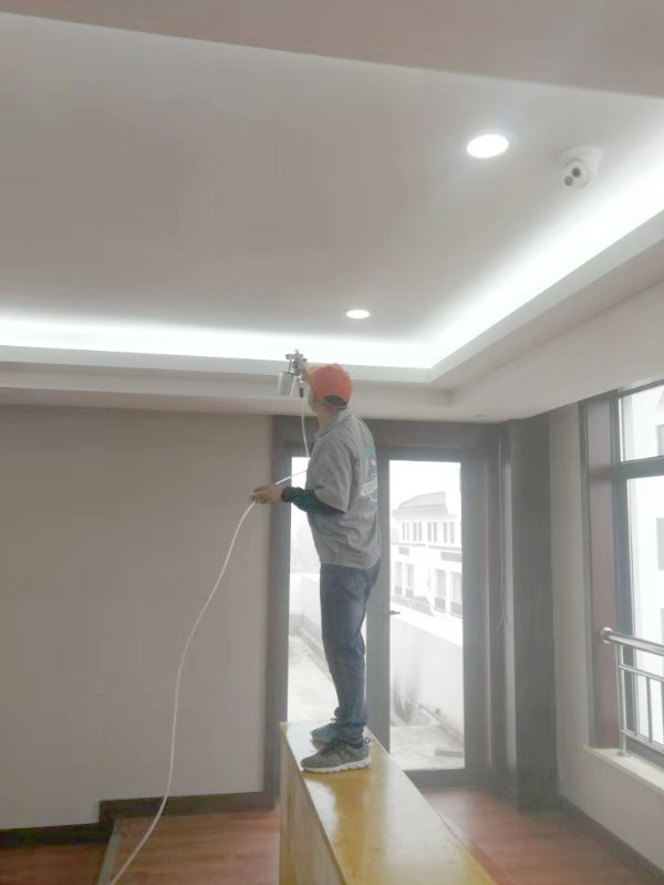 醫(yī)院接診臺(tái)頂面噴槍施工 醫(yī)院接診臺(tái)頂面噴槍施工