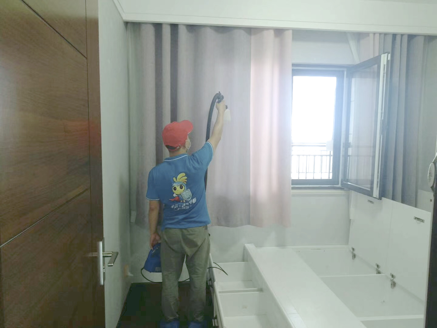 臥室窗簾布藝施工治理甲醛 臥室窗簾布藝施工治理甲醛