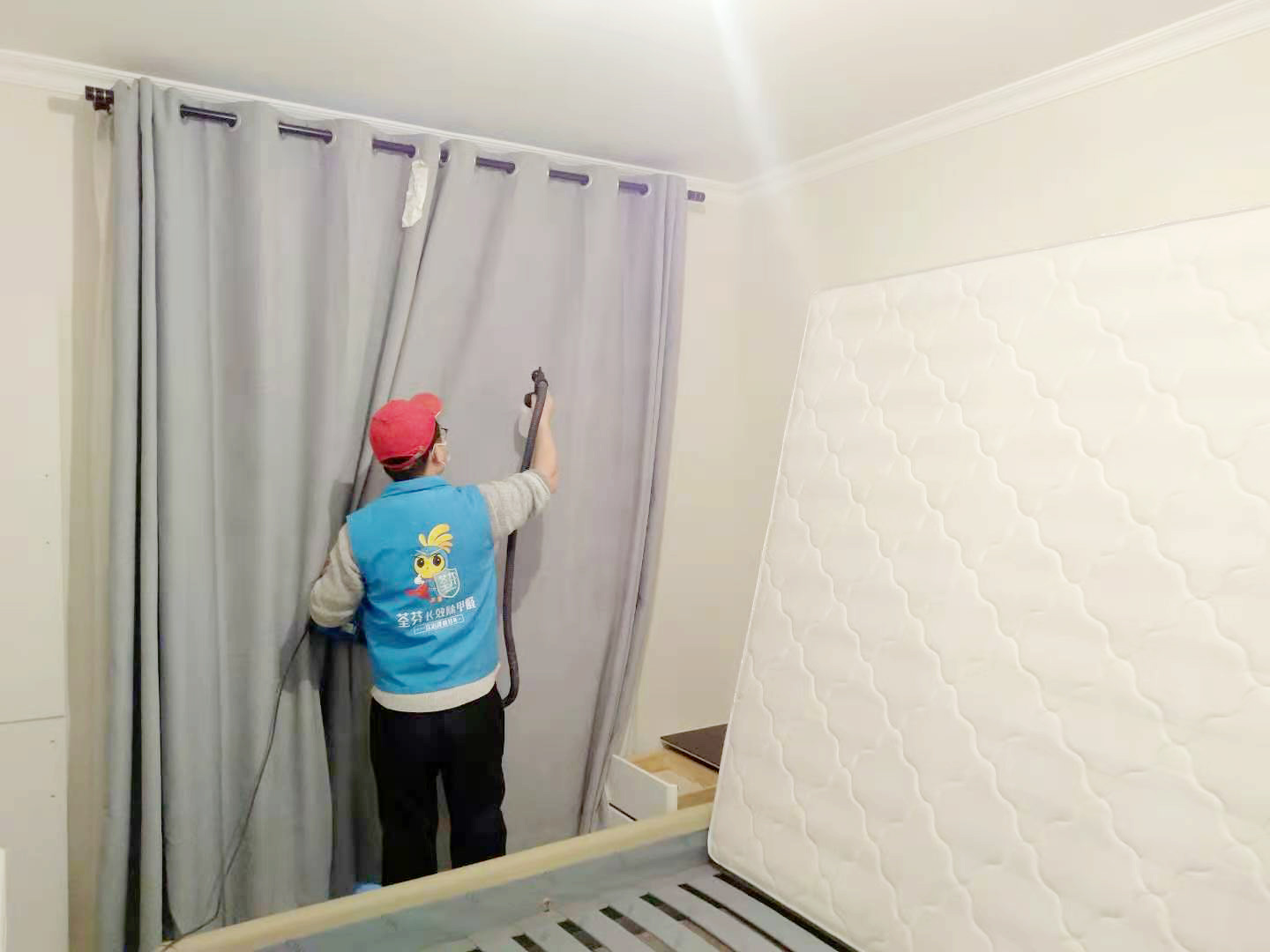 臥室窗簾噴涂施工治理甲醛 臥室窗簾噴涂施工治理甲醛