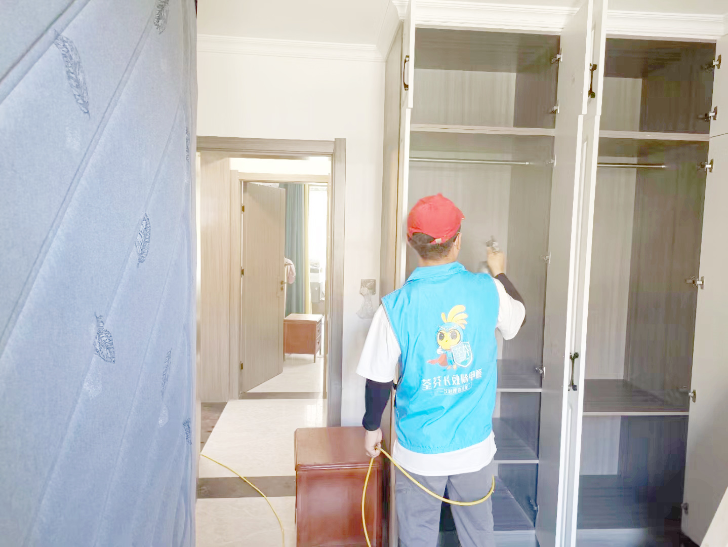 臥室柜子噴槍全方位噴涂治理 臥室柜子噴槍全方位噴涂治理