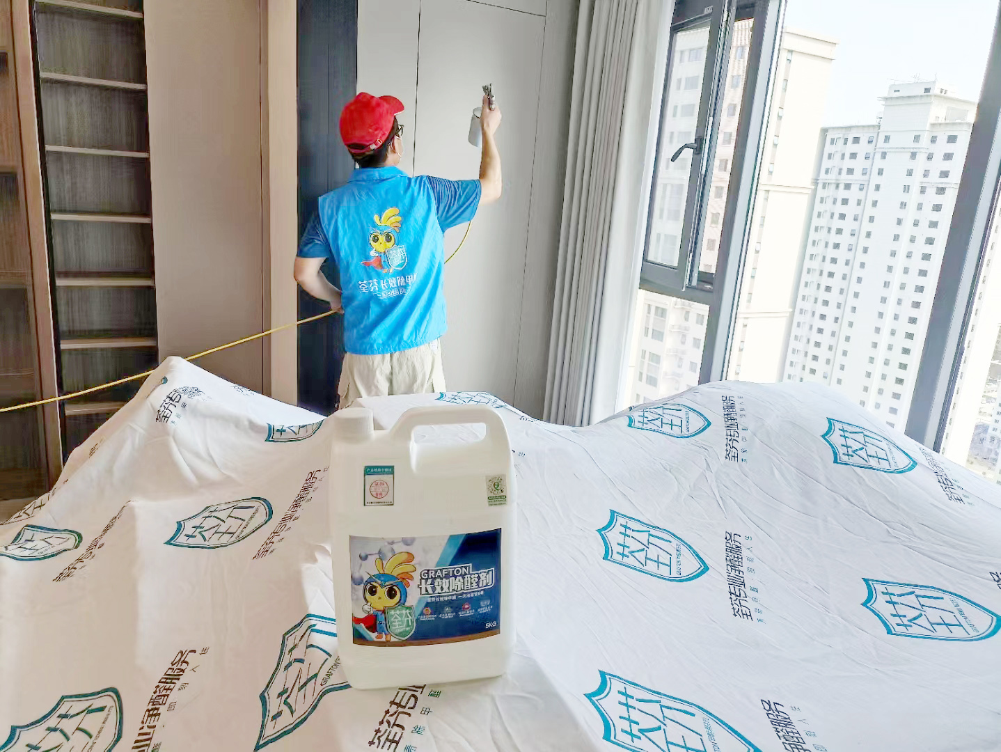 客廳墻面護墻板施工治理甲醛 客廳墻面護墻板施工治理甲醛