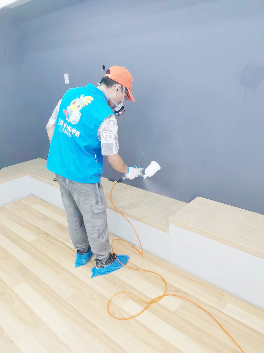 店面桌椅休息區噴涂施工治理 店面桌椅休息區噴涂施工治理