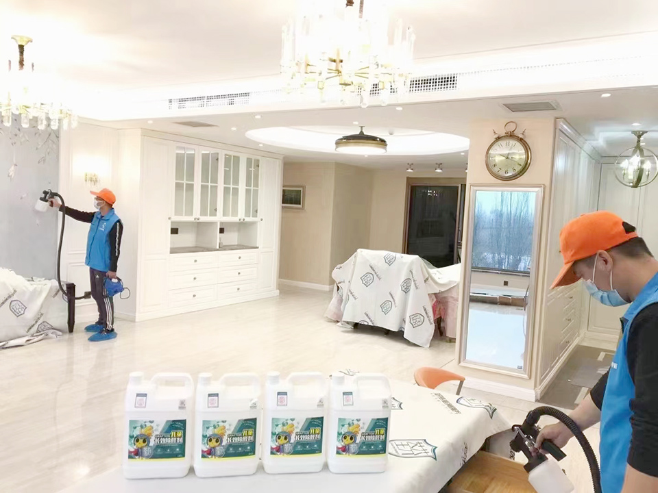 客廳墻面壁紙噴槍施工治理 客廳墻面壁紙噴槍施工治理