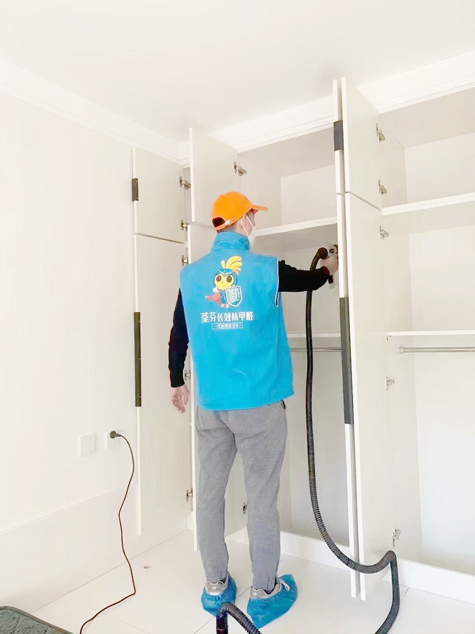 臥室柜子全方位噴涂治理 臥室柜子全方位噴涂治理