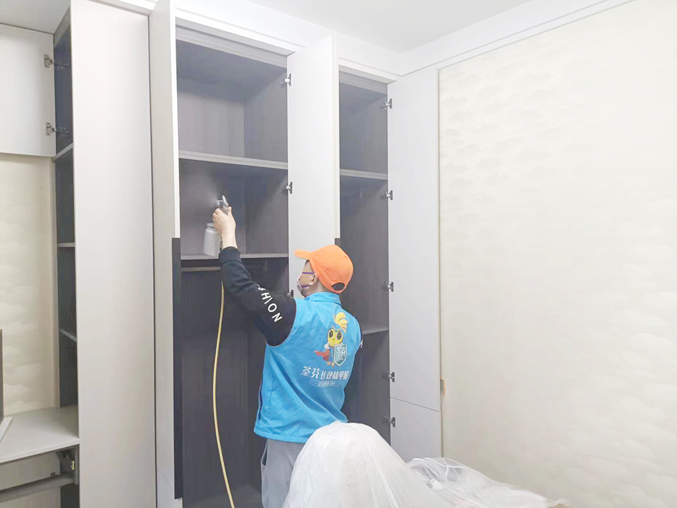 臥室衣柜噴涂治理甲醛 臥室衣柜噴涂治理甲醛