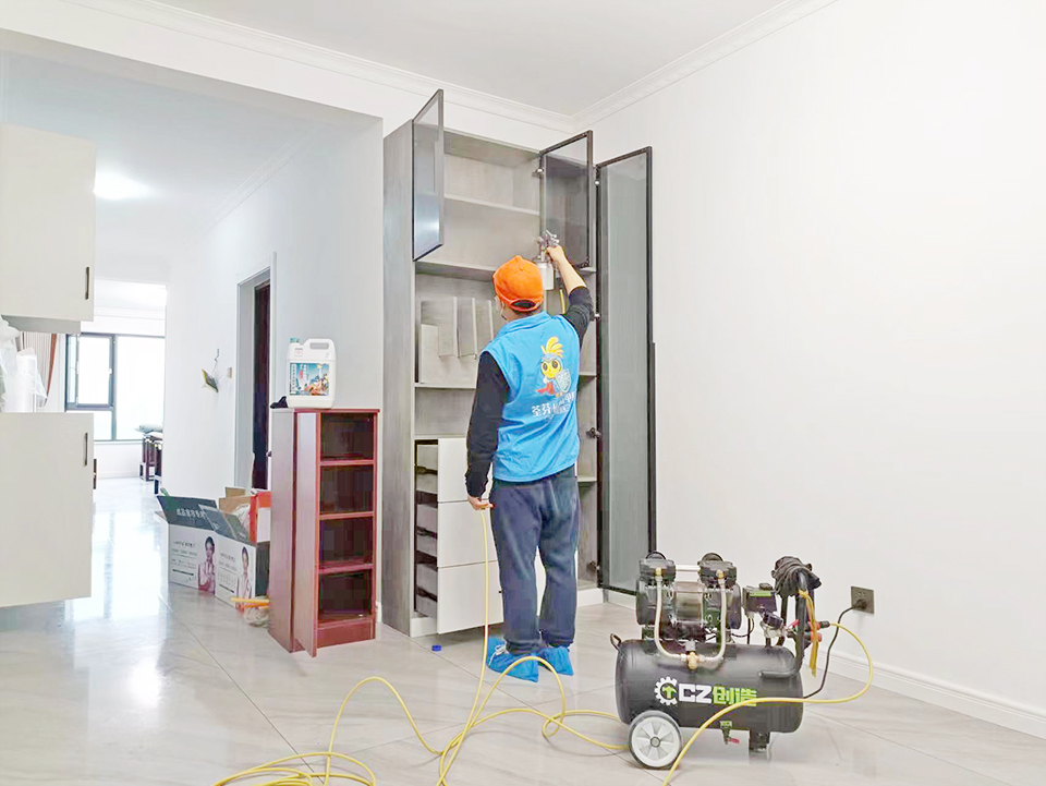 客廳柜子全方位噴涂治理 客廳柜子全方位噴涂治理