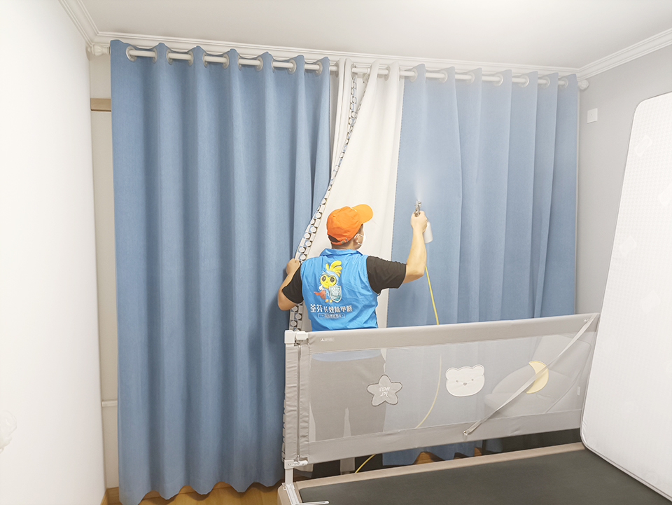 臥室布藝窗簾精細化噴涂治理 臥室布藝窗簾精細化噴涂治理