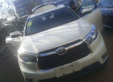 車內空氣凈化豐田漢蘭達施工案例