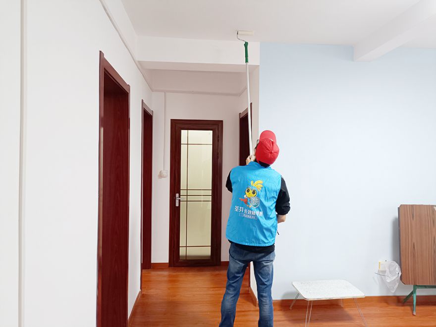 青年南街開發(fā)住宅1區(qū)除甲醛施工案例